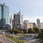 P&O Apartments Emilii Plater