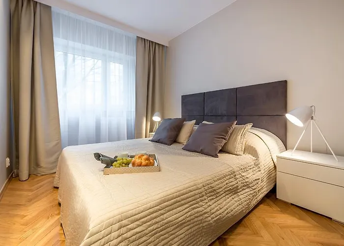 P&O Apartments Emilii Plater